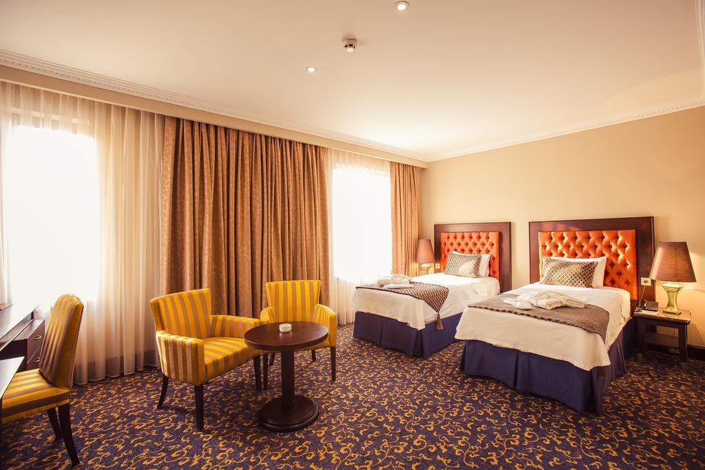 Hotel Intourist Palace Batoumi Chambre photo